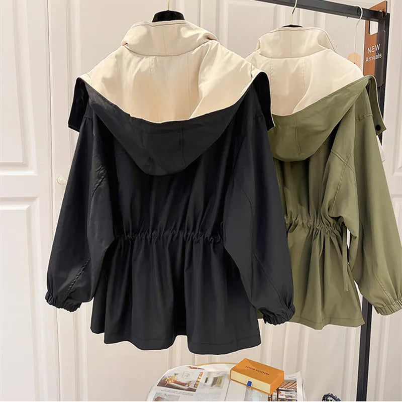 Alva – Elegantiška striukė su apsauga nuo prasto oro ir vėjo