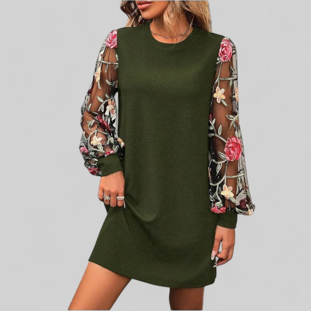 Diana Verde™ | Elegantiškos mini suknelės su apvaliu iškirpimu ir permatomomis rankovėmis